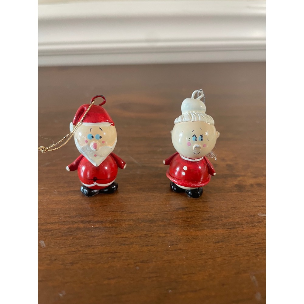 Vintage Miniature Santa and Mrs Claus Christmas Ornaments Set of 2 Red 1.5in